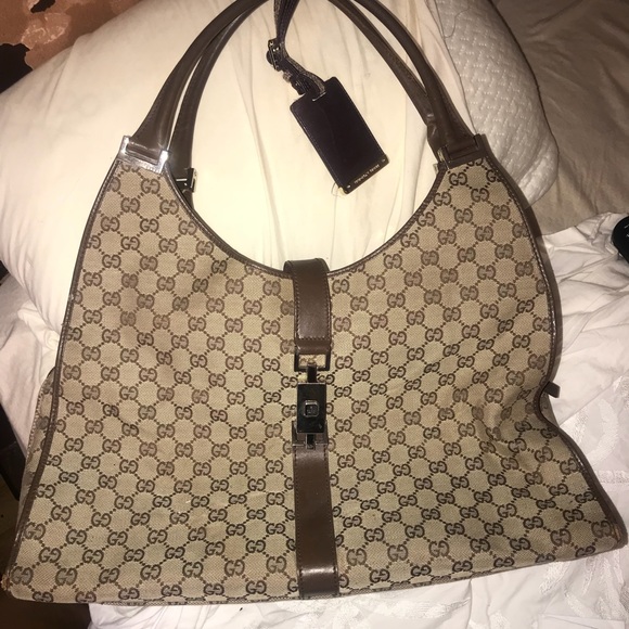 Gucci Handbags - Authentic Gucci travel bag XL